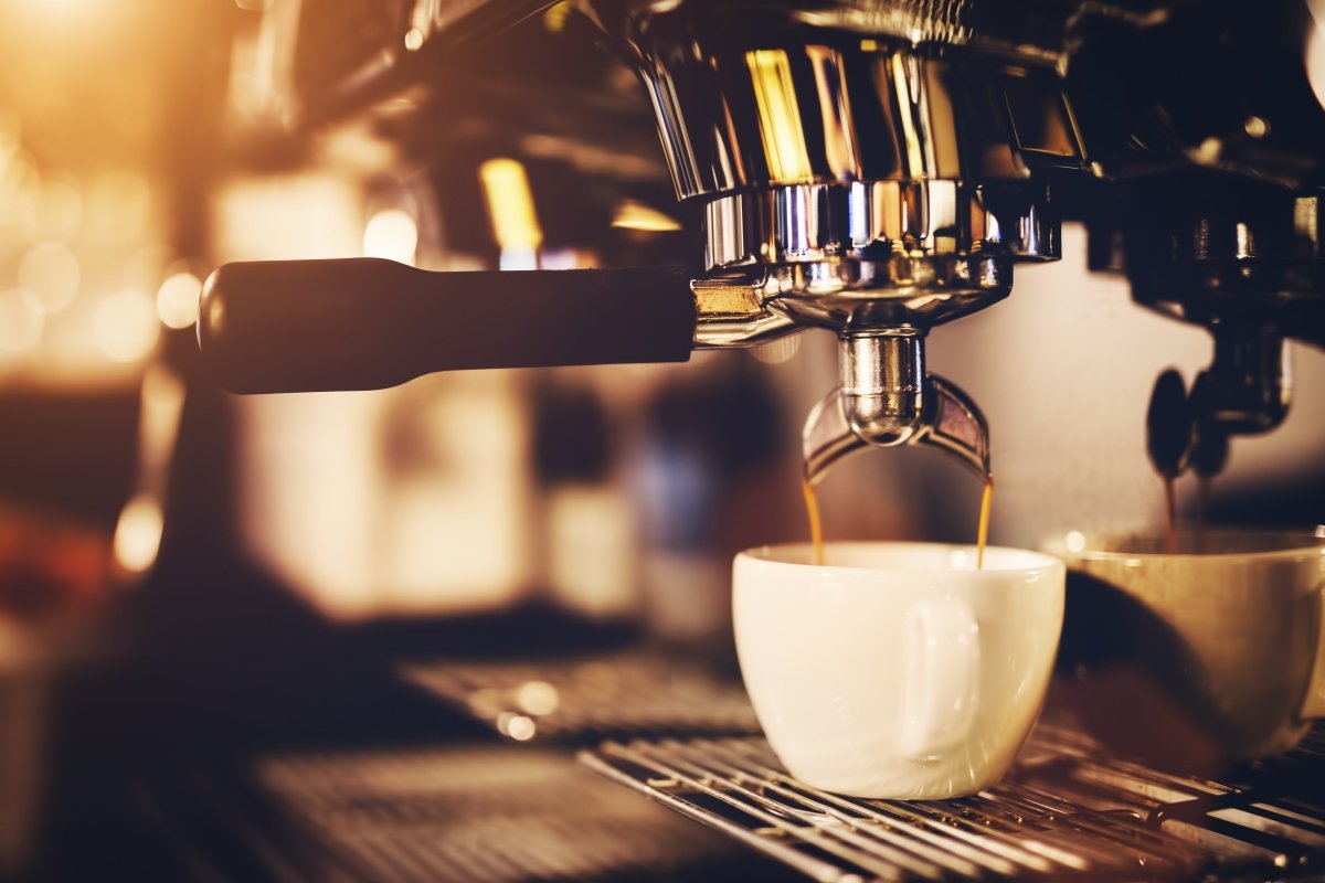 The Art and Science of Espresso Brewing: Time vs. Weight, and the Right Pressure - Uai Coffee