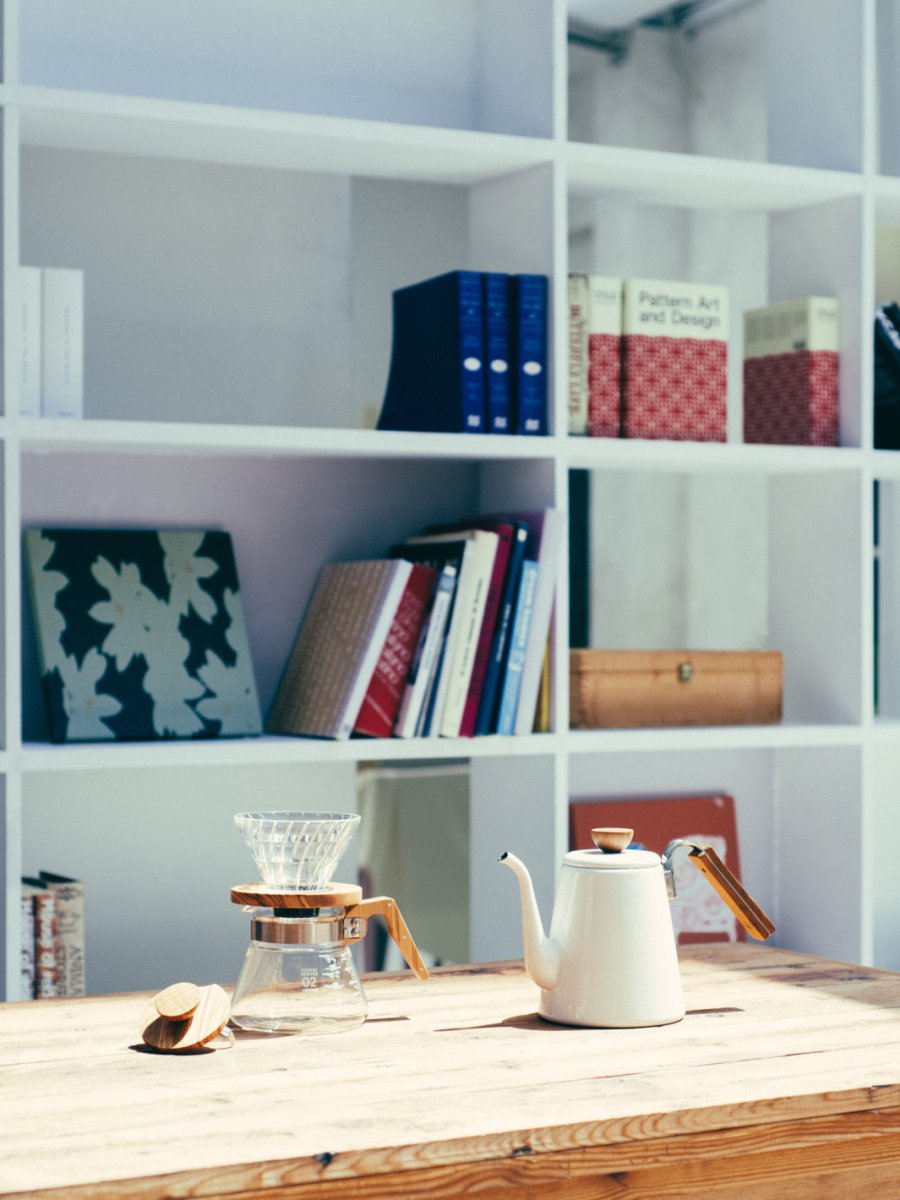 HARIO V60 - 02 Glass Dripper Olive Wood - Uai Coffee