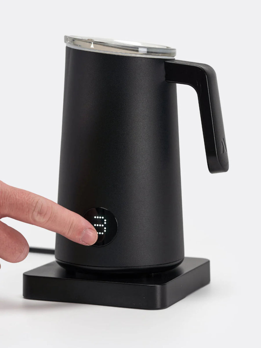 SUBMINIMAL NanoFoamer PRO (120V) - Uai Coffee