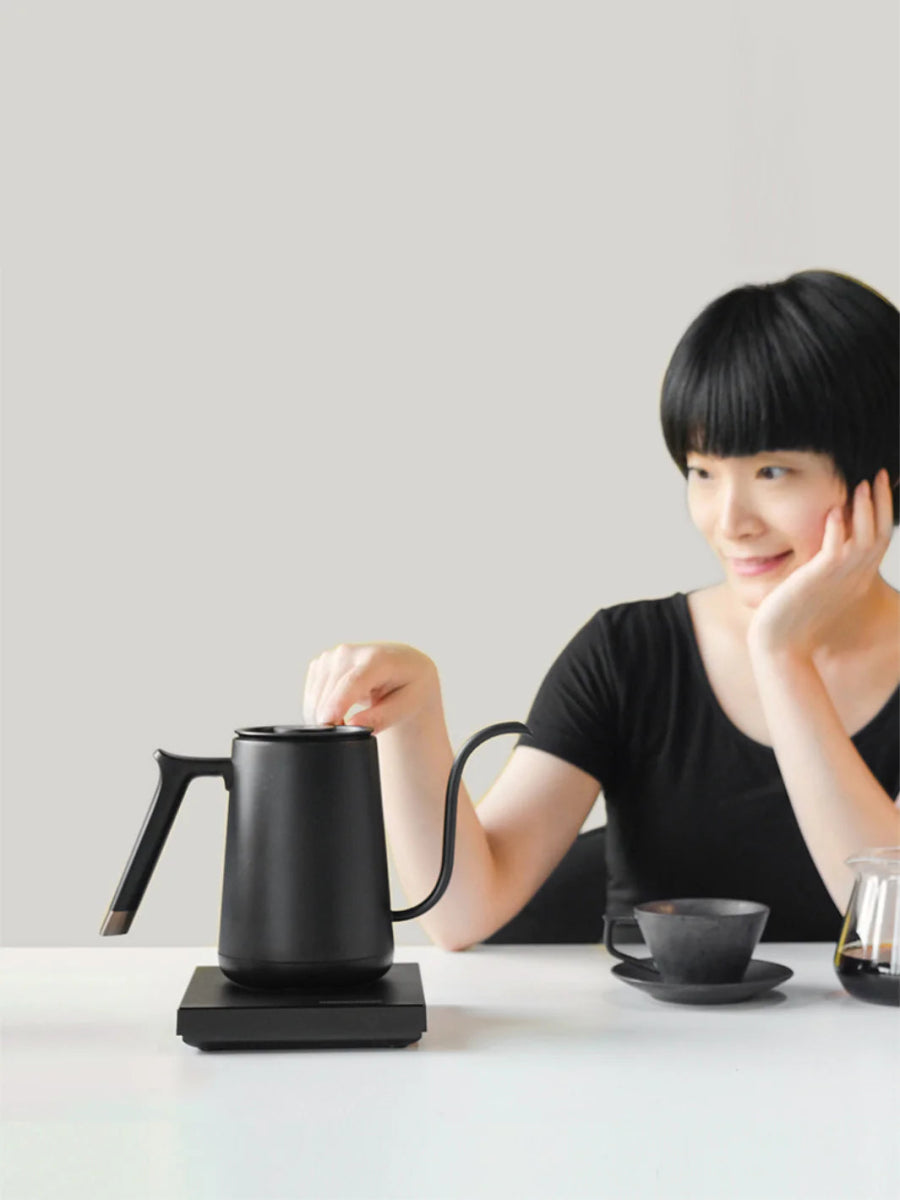 TIMEMORE Fish Electric Pourover Kettle (120V) - Uai Coffee