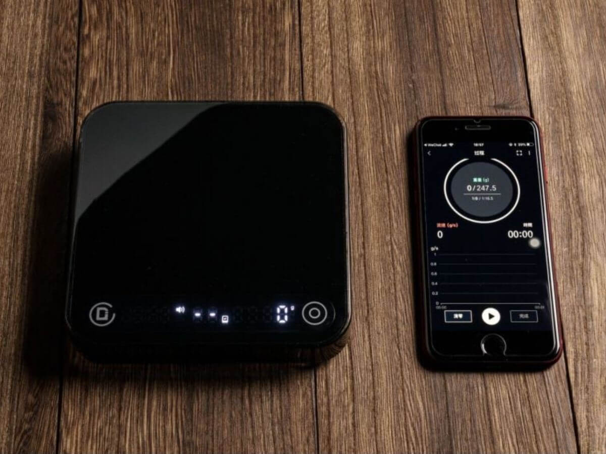 DiFluid Microbalance Ti Scale - Uai Coffee