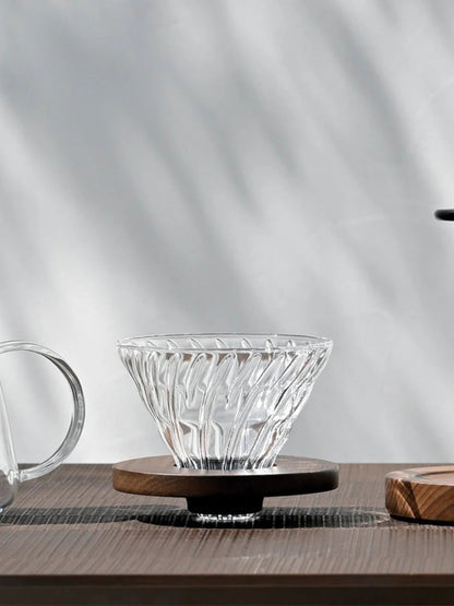 HARIO V60 - 02 Glass Dripper - Uai Coffee