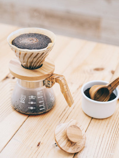 HARIO V60 - 02 Glass Dripper Olive Wood - Uai Coffee